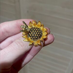 Sunflower & Bee Brooch